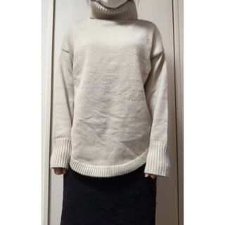 アズールバイマウジー(AZUL by moussy)のAZULbymoussyタートルネックニット　ドルマン　ゆったり　オーバーサイズ(ニット/セーター)