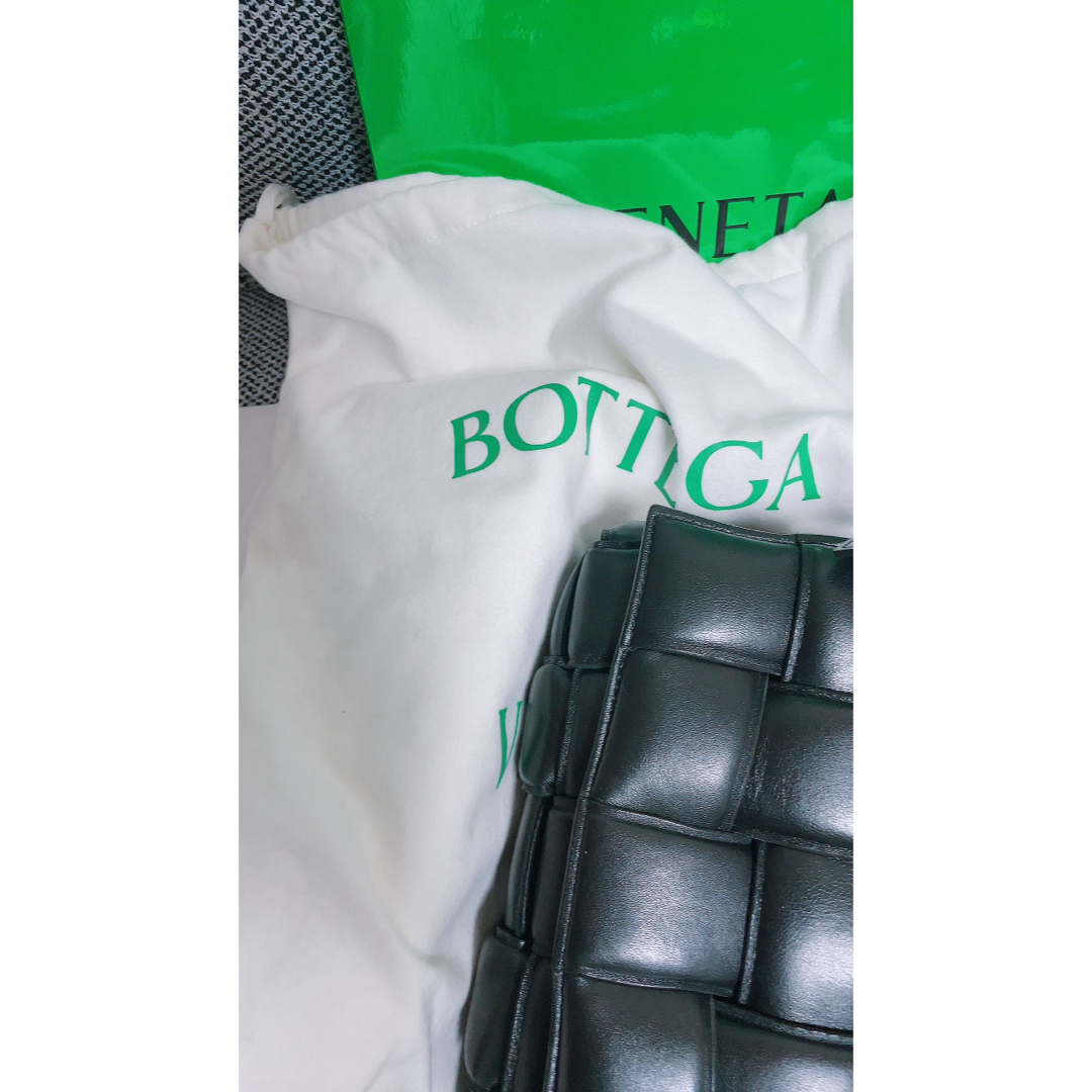 Bottega Veneta(ボッテガヴェネタ)のBOTTEGA VENETA カセットバック レディースのバッグ(ショルダーバッグ)の商品写真