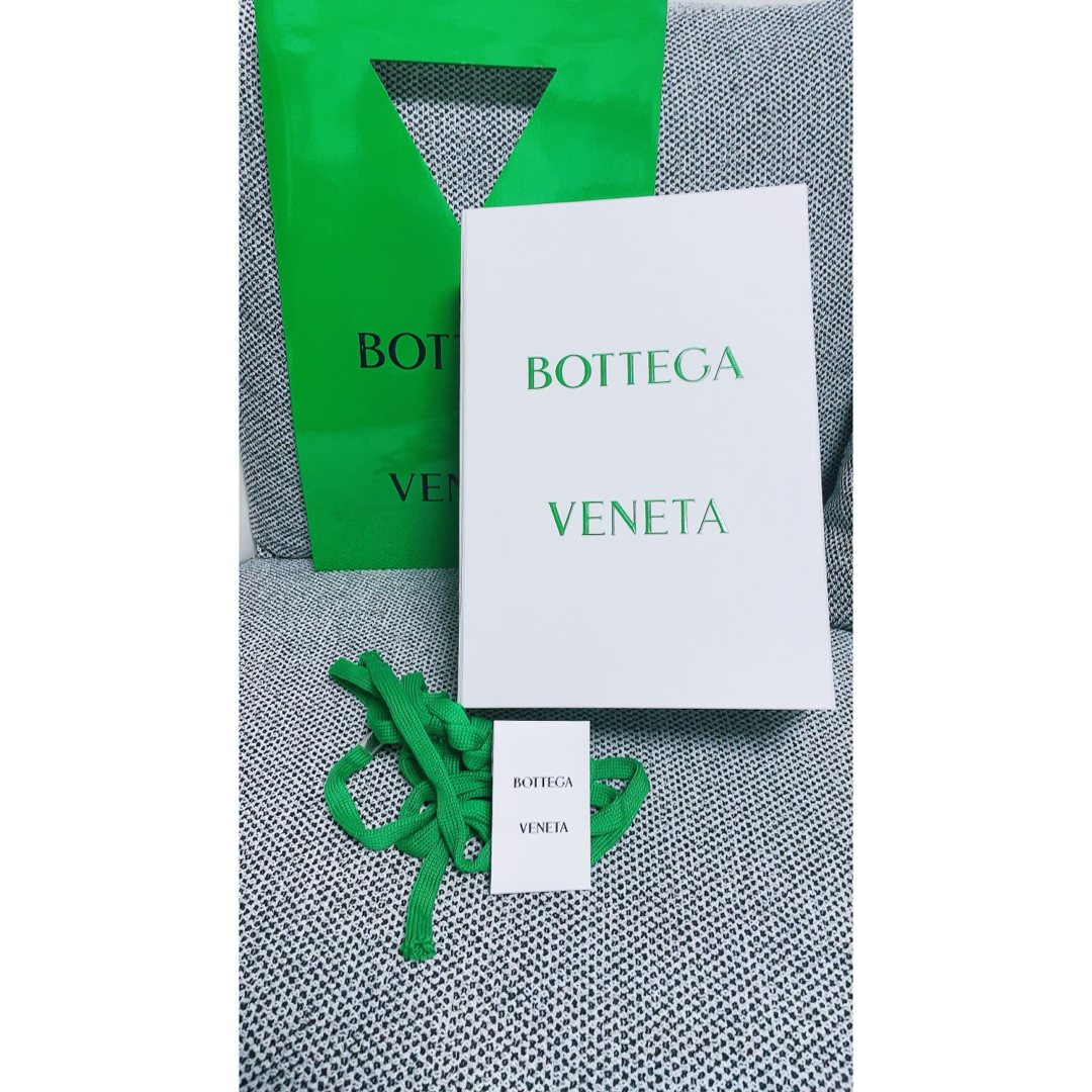 Bottega Veneta(ボッテガヴェネタ)のBOTTEGA VENETA カセットバック レディースのバッグ(ショルダーバッグ)の商品写真