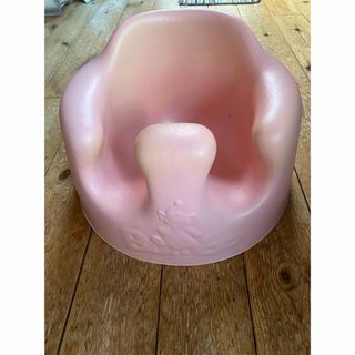 バンボ(Bumbo)のバンボBumbo 乳児イス　薄ピンク(その他)