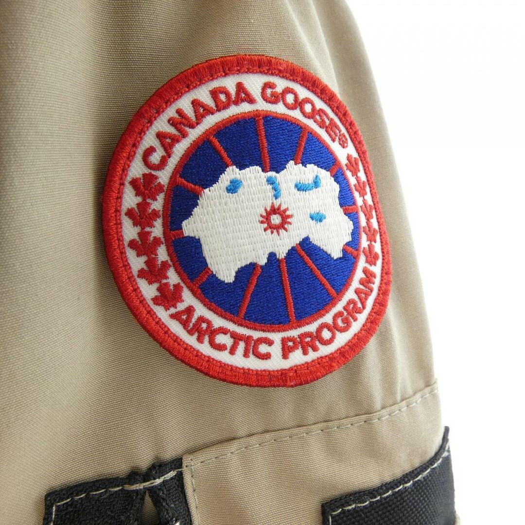 CANADA GOOSE(カナダグース)のカナダグース CANADA GOOSE ダウンジャケット レディースのジャケット/アウター(テーラードジャケット)の商品写真