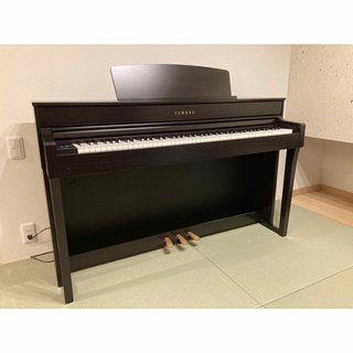 ヤマハ(ヤマハ)の【値下げしました！】YAMAHA CLP-645R 2019年製(電子ピアノ)