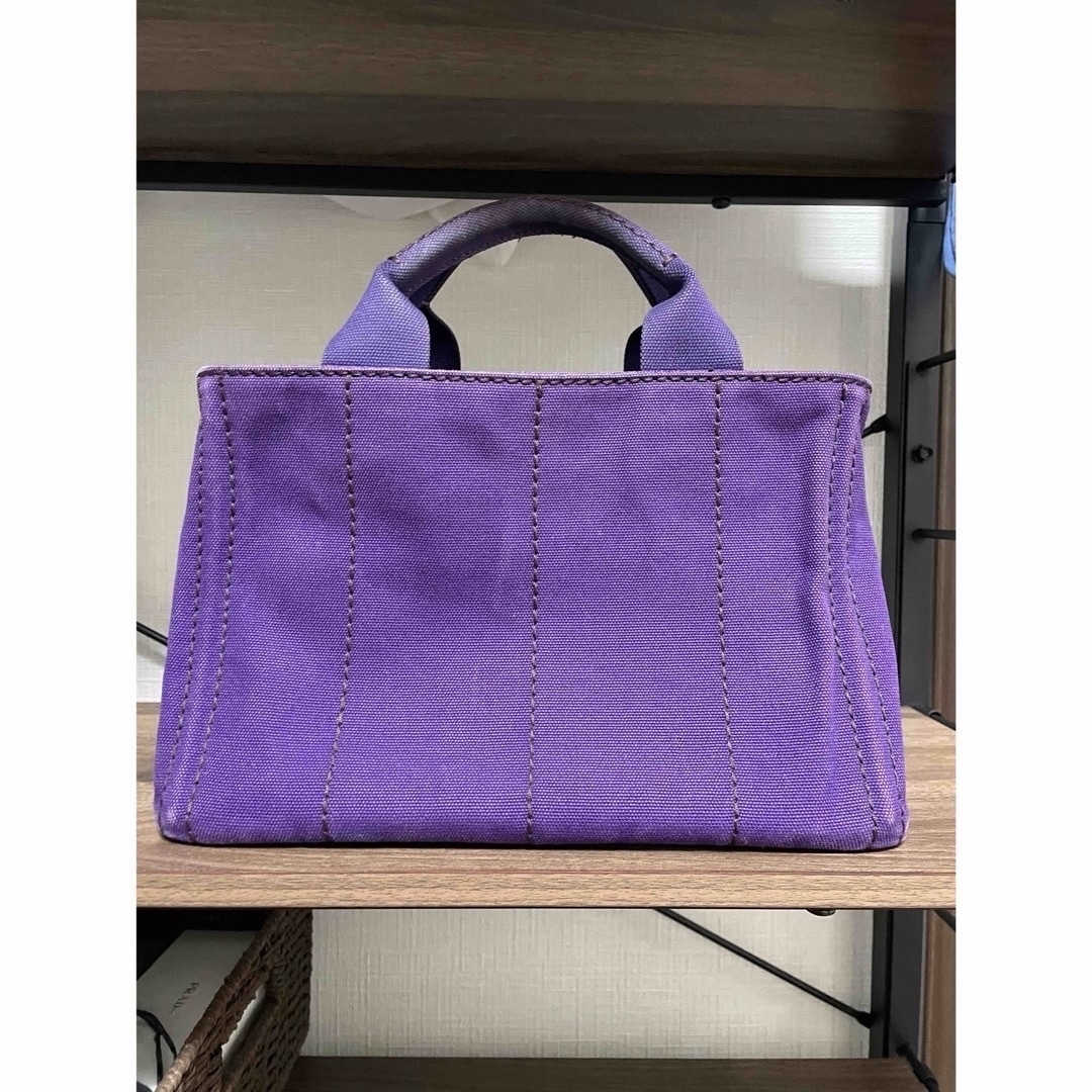 PRADA(プラダ)の【正規品】PRADA プラダ カナパ  紫 ミニ 2way トートバッグ 中古品 レディースのバッグ(トートバッグ)の商品写真