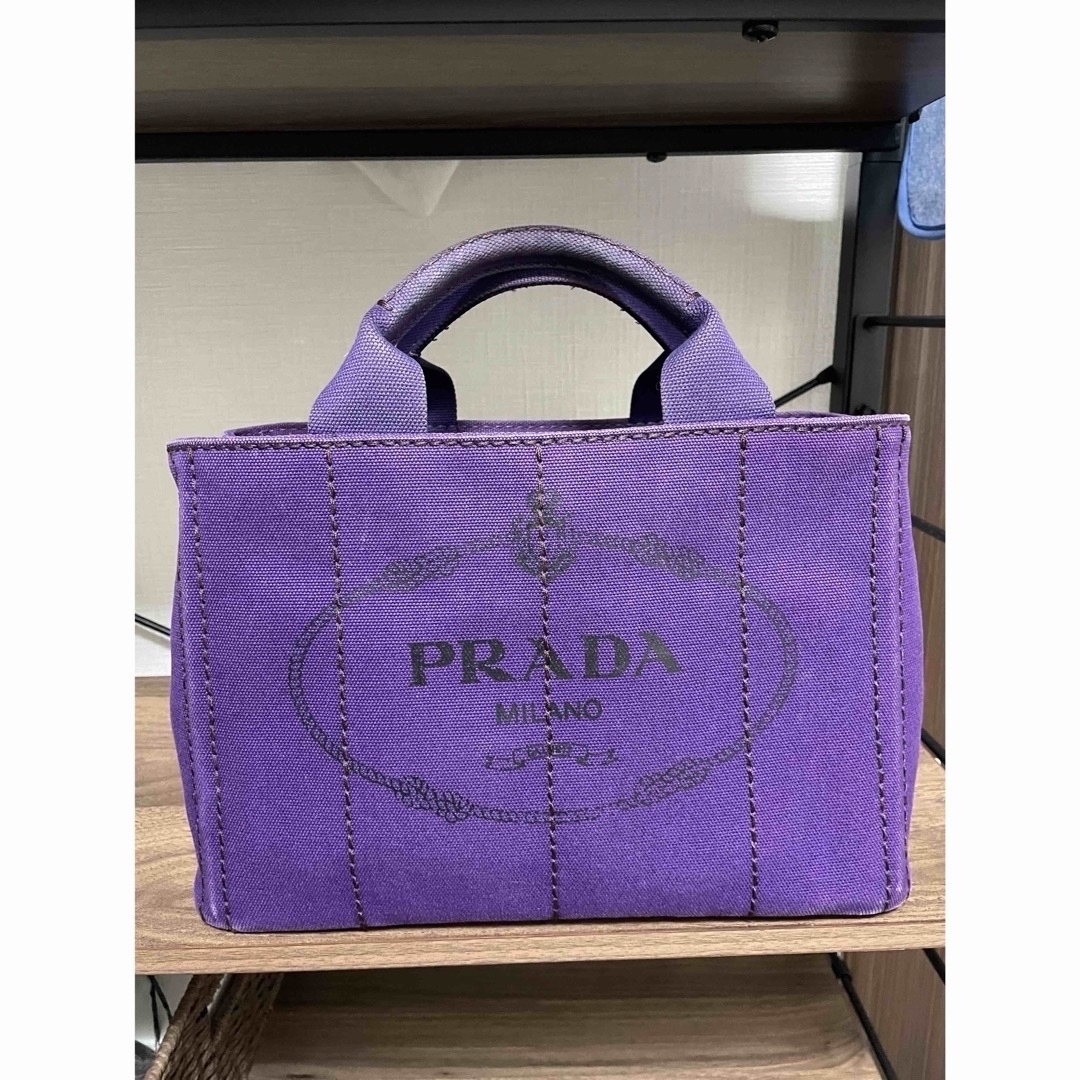 PRADA(プラダ)の【正規品】PRADA プラダ カナパ  紫 ミニ 2way トートバッグ 中古品 レディースのバッグ(トートバッグ)の商品写真