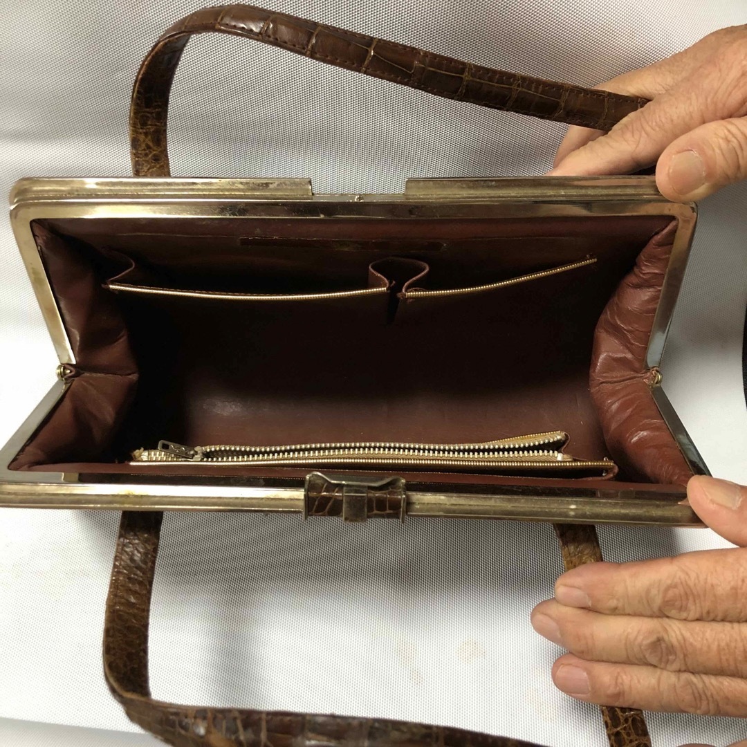 レトロ　クロコダイル 高級ハンドバッグ がま口ワニ革  レディースのバッグ(ハンドバッグ)の商品写真