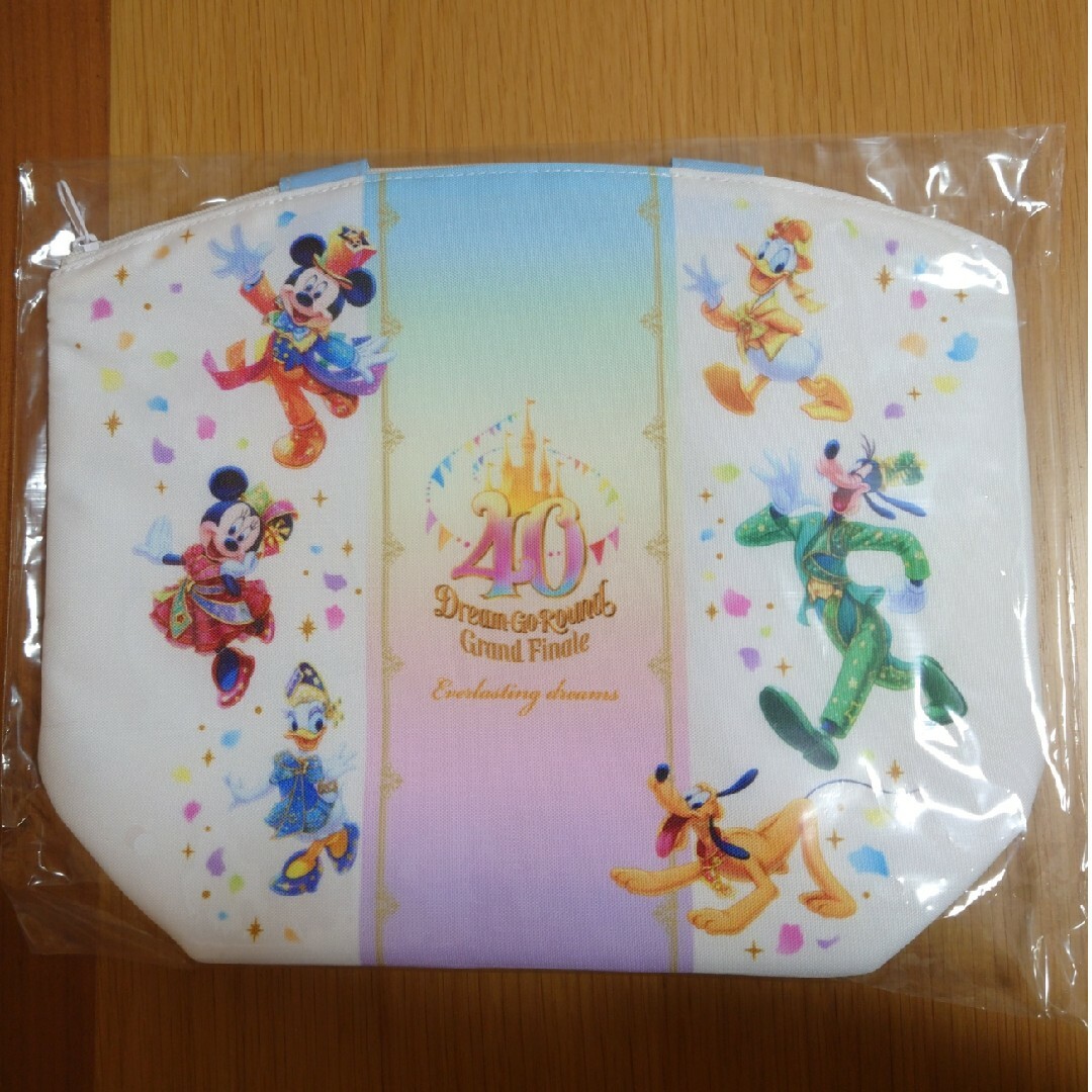 Disney(ディズニー)のディズニー　40周年　スーベニア　ランチケース エンタメ/ホビーのおもちゃ/ぬいぐるみ(キャラクターグッズ)の商品写真