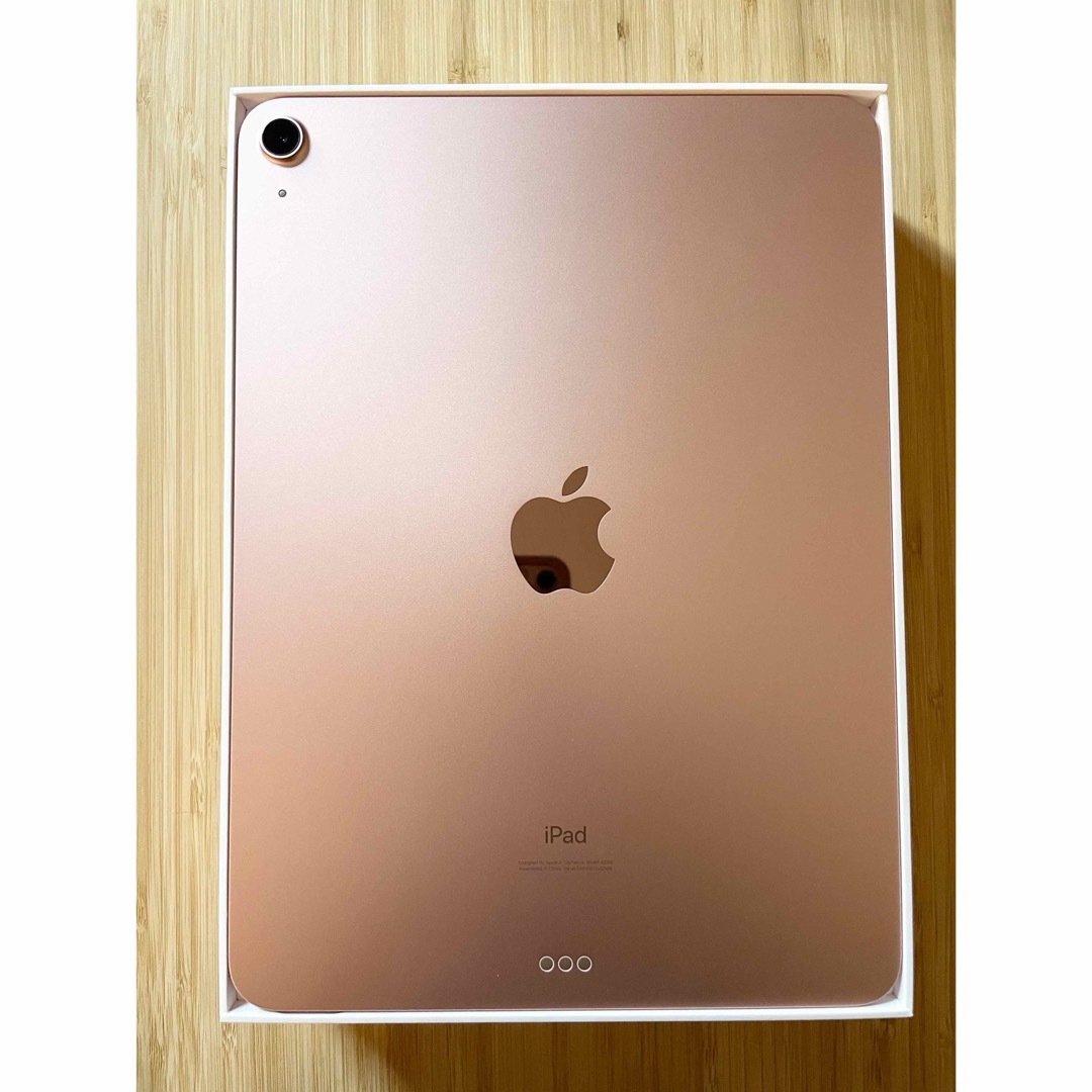 Apple(アップル)のApple iPad Air4 256GB マジックキーボードセット スマホ/家電/カメラのPC/タブレット(タブレット)の商品写真