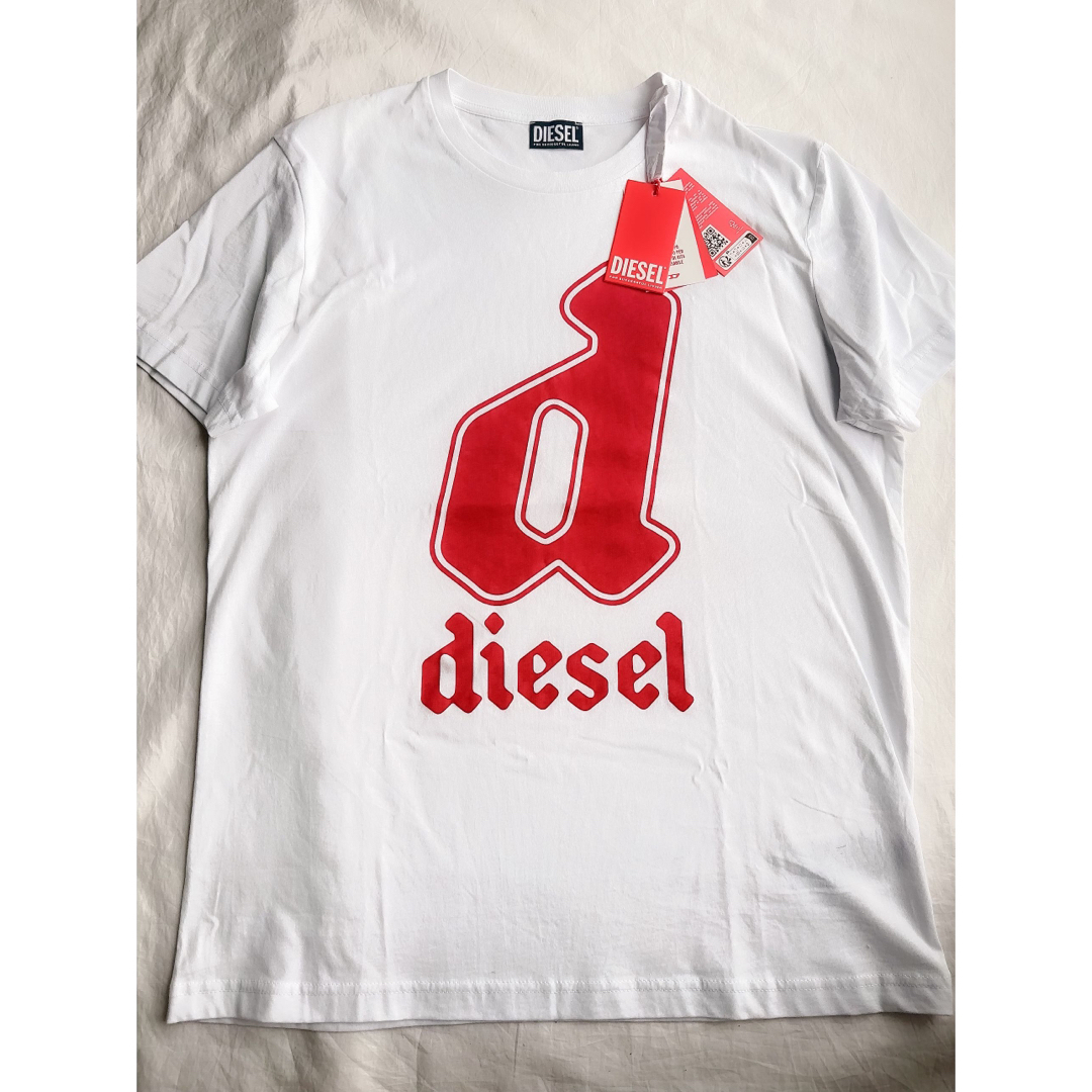 DIESEL(ディーゼル)の【新品未使用タグ付き】DIESEL ロゴTシャツ メンズのトップス(Tシャツ/カットソー(半袖/袖なし))の商品写真