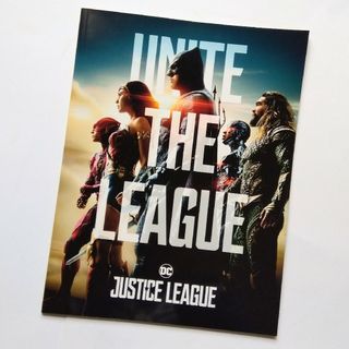 ディーシー(DC)の美品  ジャスティス·リーグ 劇場版映画 パンフレット 洋画(アート/エンタメ)