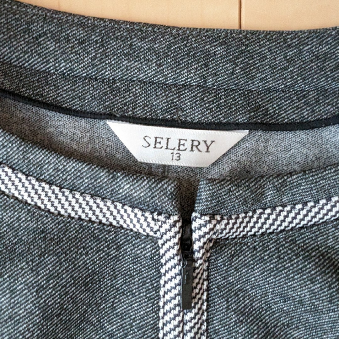 SELERY(セロリー)の定価32,850 セロリー　事務服　ブラウス　スカート　セット レディースのトップス(シャツ/ブラウス(半袖/袖なし))の商品写真