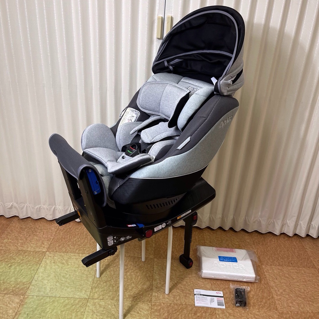 クリーニング済　☆超美品☆アップリカ　クルリラ　ISOFIX　グレー　付属品完全