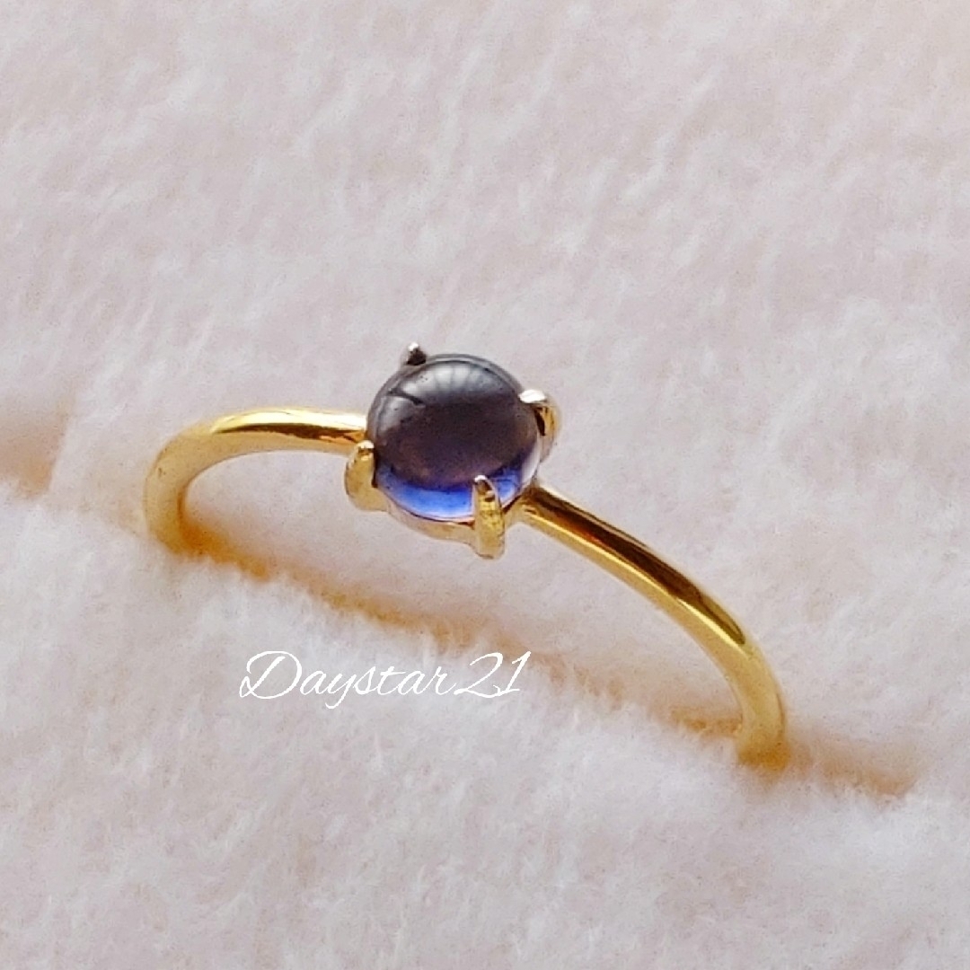 高品質天然石指輪💍アイオライトのカボションリング　フリーサイズ　18KGP ハンドメイドのアクセサリー(リング)の商品写真