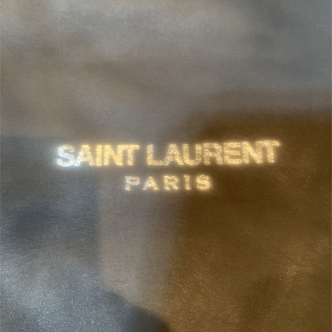 Saint Laurent(サンローラン)のサンローラン　ナップサック　リュック　グレー　レザー メンズのバッグ(バッグパック/リュック)の商品写真