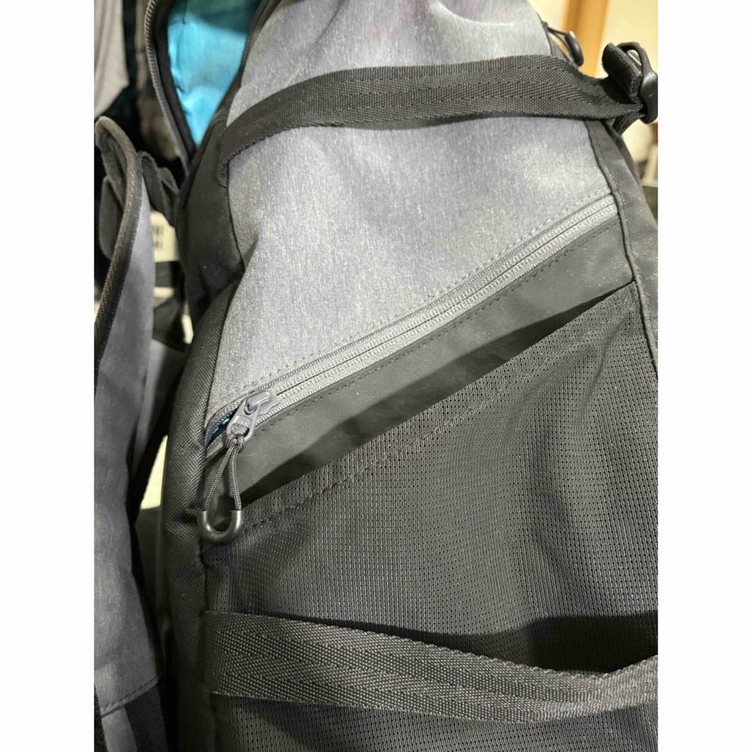 DESCENTE(デサント)のデサント　リュック　40L メンズのバッグ(バッグパック/リュック)の商品写真