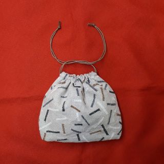 ミナペルホネン(mina perhonen)のミナペルホネン　ハンドメイド　巾着袋(ポーチ)