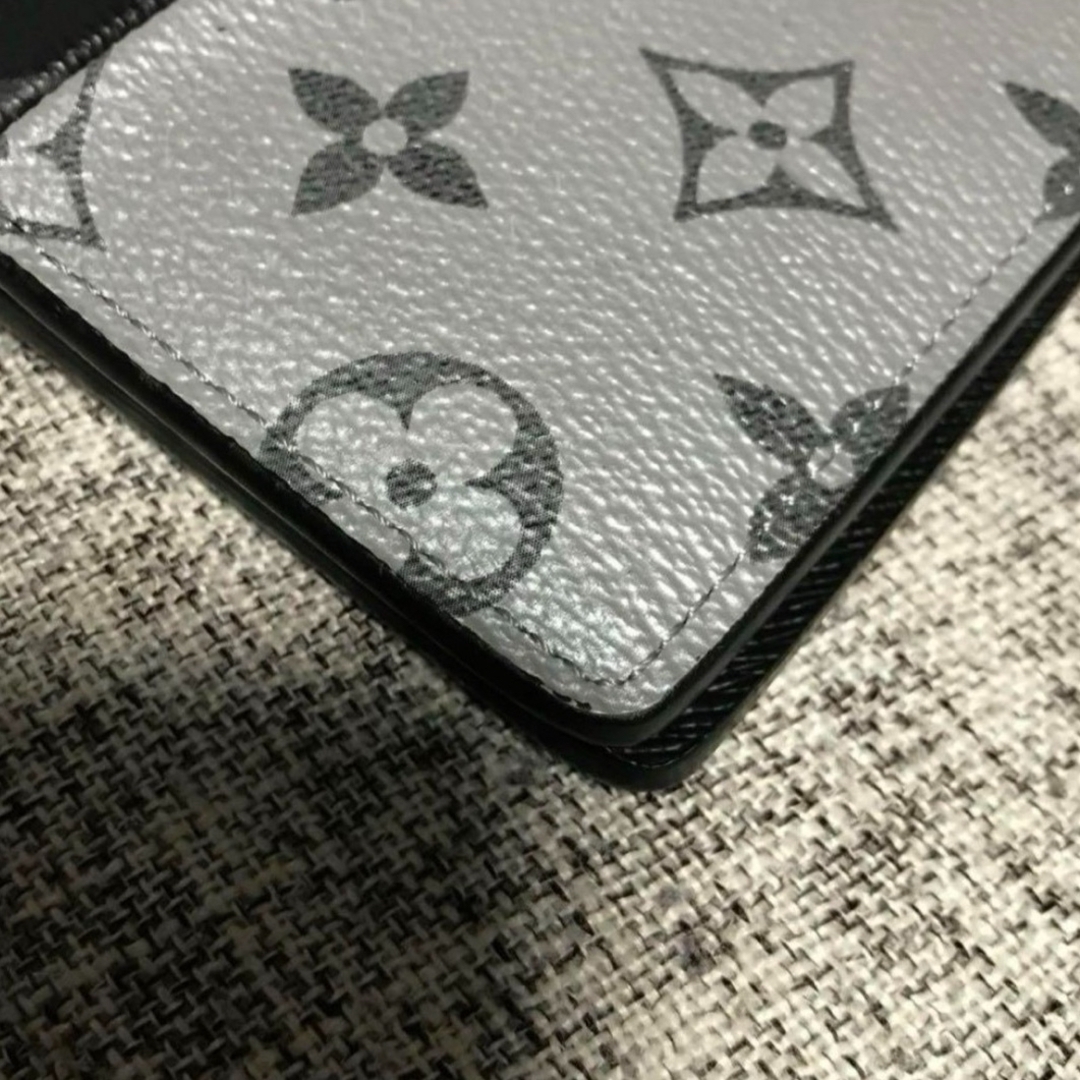 ルイヴィトン VUITTON ポルトフォイユ・ミュルティプル 希少商品 レア