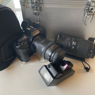 キヤノン(Canon)の「最終価格」Canon 一眼レフカメラ EOS650 ハードケースその他一式(デジタル一眼)