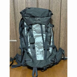 アークテリクス(ARC'TERYX)のアークテリクス NEEDLE55 バックパック 美品(バッグパック/リュック)