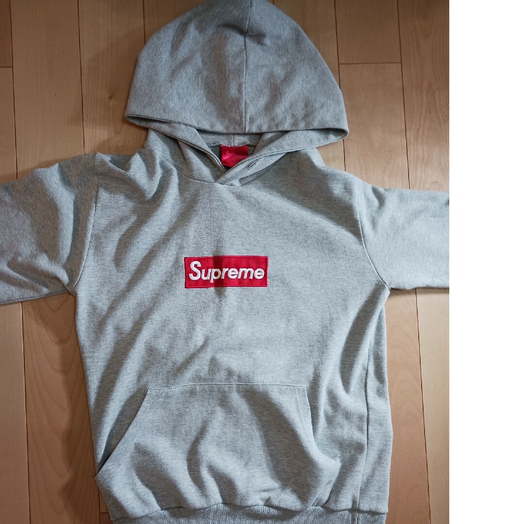 Supreme(シュプリーム)のSupreme　パーカー　ボックスロゴ　ボックスロゴパーカー メンズのトップス(パーカー)の商品写真