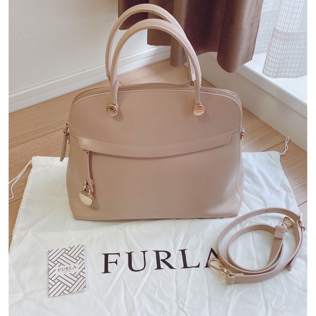 FURLA　パイパー　Mサイズ　DALIAベージュ　ダリア　大人気カラー | フリマアプリ ラクマ