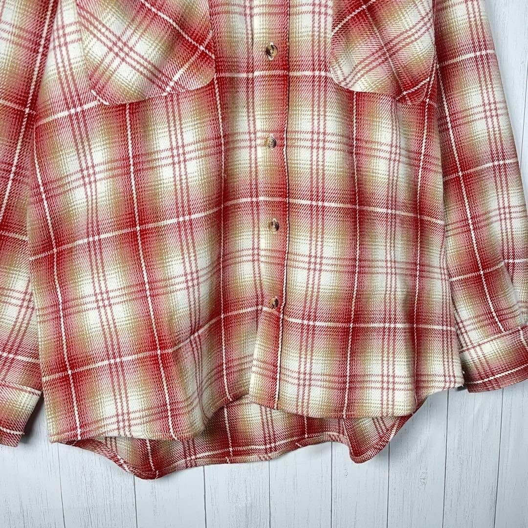 VINTAGE(ヴィンテージ)の[古着]ビンテージ　長袖　シャツ　オンブレチェック　濃淡　良配色　赤　白　茶色 メンズのトップス(シャツ)の商品写真