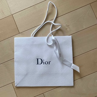 ディオール(Dior)のディオール　紙袋　リボン付き(ショップ袋)