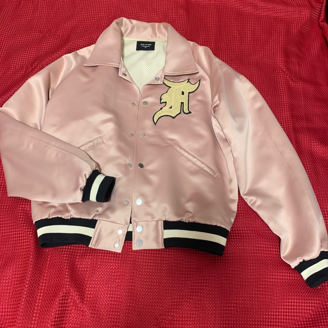 FEAR OF GOD Satin Baseball Jacket  ピンク メンズのジャケット/アウター(ナイロンジャケット)の商品写真