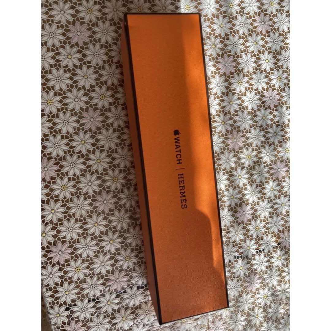 Hermes(エルメス)のHermes Apple watch エルメス　アップルウォッチ　空箱 メンズの時計(腕時計(デジタル))の商品写真