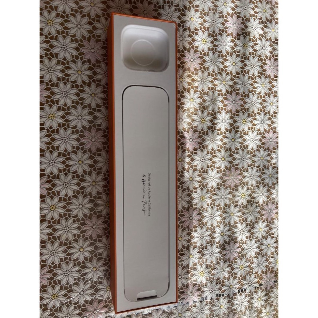 Hermes(エルメス)のHermes Apple watch エルメス　アップルウォッチ　空箱 メンズの時計(腕時計(デジタル))の商品写真