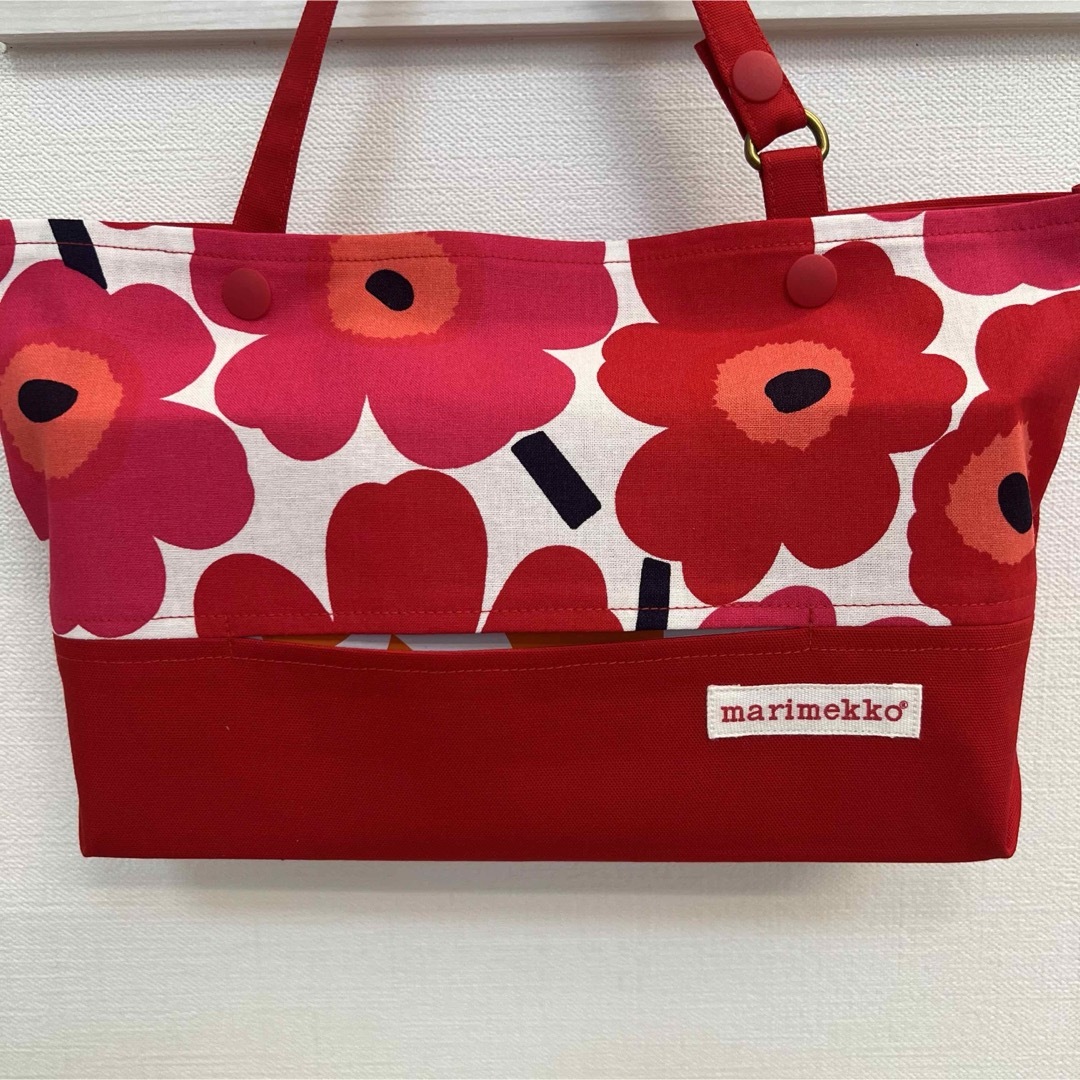 marimekko(マリメッコ)のボックスティッシュケース　レッド インテリア/住まい/日用品のインテリア小物(ティッシュボックス)の商品写真