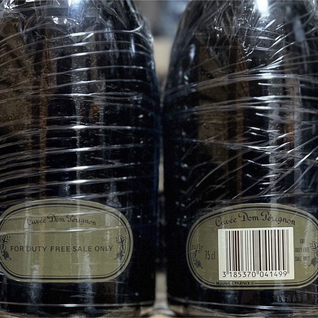 Dom Pérignon(ドンペリニヨン)のドンペリニヨン 1983/1985 2本セット Dom Perignon 食品/飲料/酒の酒(シャンパン/スパークリングワイン)の商品写真