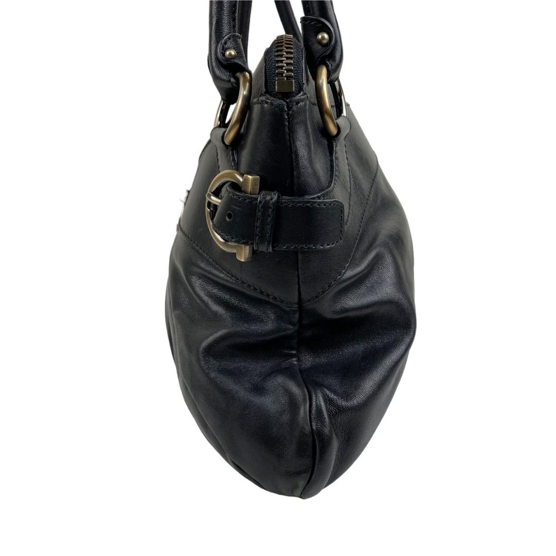 Salvatore Ferragamo(サルヴァトーレフェラガモ)の✨美品　フェラガモ　ハンドバッグ　レザー   AB-21 BS311 ブラック レディースのバッグ(ハンドバッグ)の商品写真