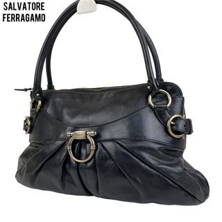 サルヴァトーレフェラガモ(Salvatore Ferragamo)の✨美品　フェラガモ　ハンドバッグ　レザー   AB-21 BS311 ブラック(ハンドバッグ)