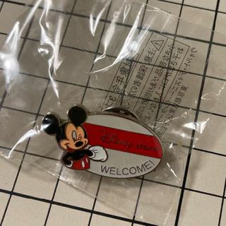 ディズニー(Disney)のディズニーストア 非売品ピンバッジ ミッキーマウス DS開店記念 (ノベルティグッズ)