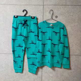 エイチアンドエム(H&M)の【130-140】H&M★恐竜★セットアップ★上下セット★スエット★パジャマ(パジャマ)