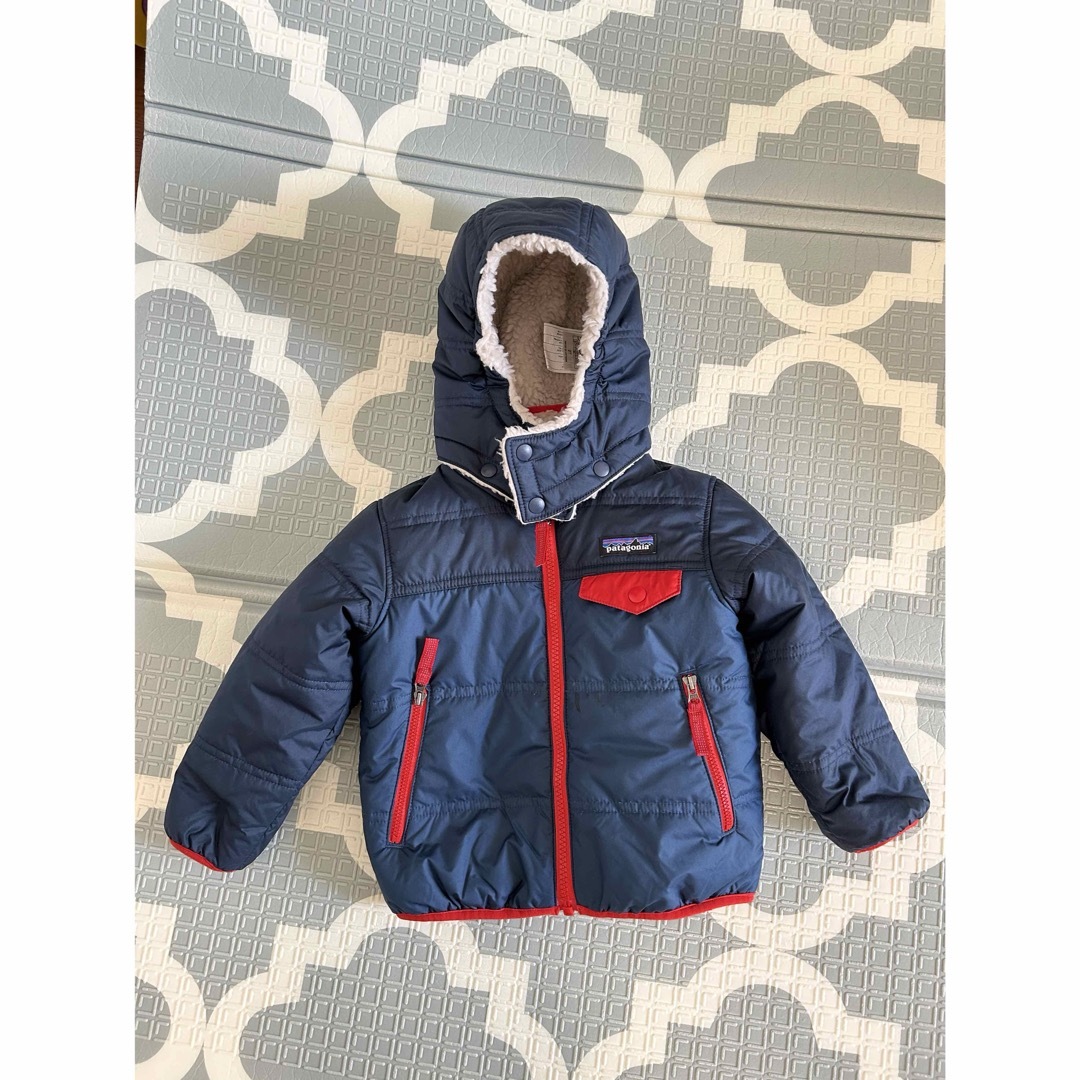 patagonia(パタゴニア)のパタゴニア　patagonia アウター　コート キッズ/ベビー/マタニティのキッズ服男の子用(90cm~)(ジャケット/上着)の商品写真