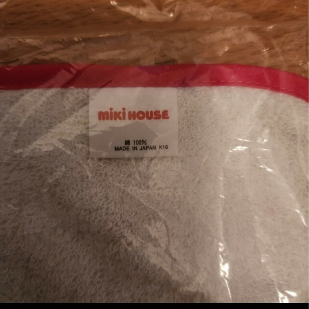 mikihouse(ミキハウス)の新品未使用 MIKI HOUSE ループタオル キッズ/ベビー/マタニティのキッズ/ベビー/マタニティ その他(その他)の商品写真