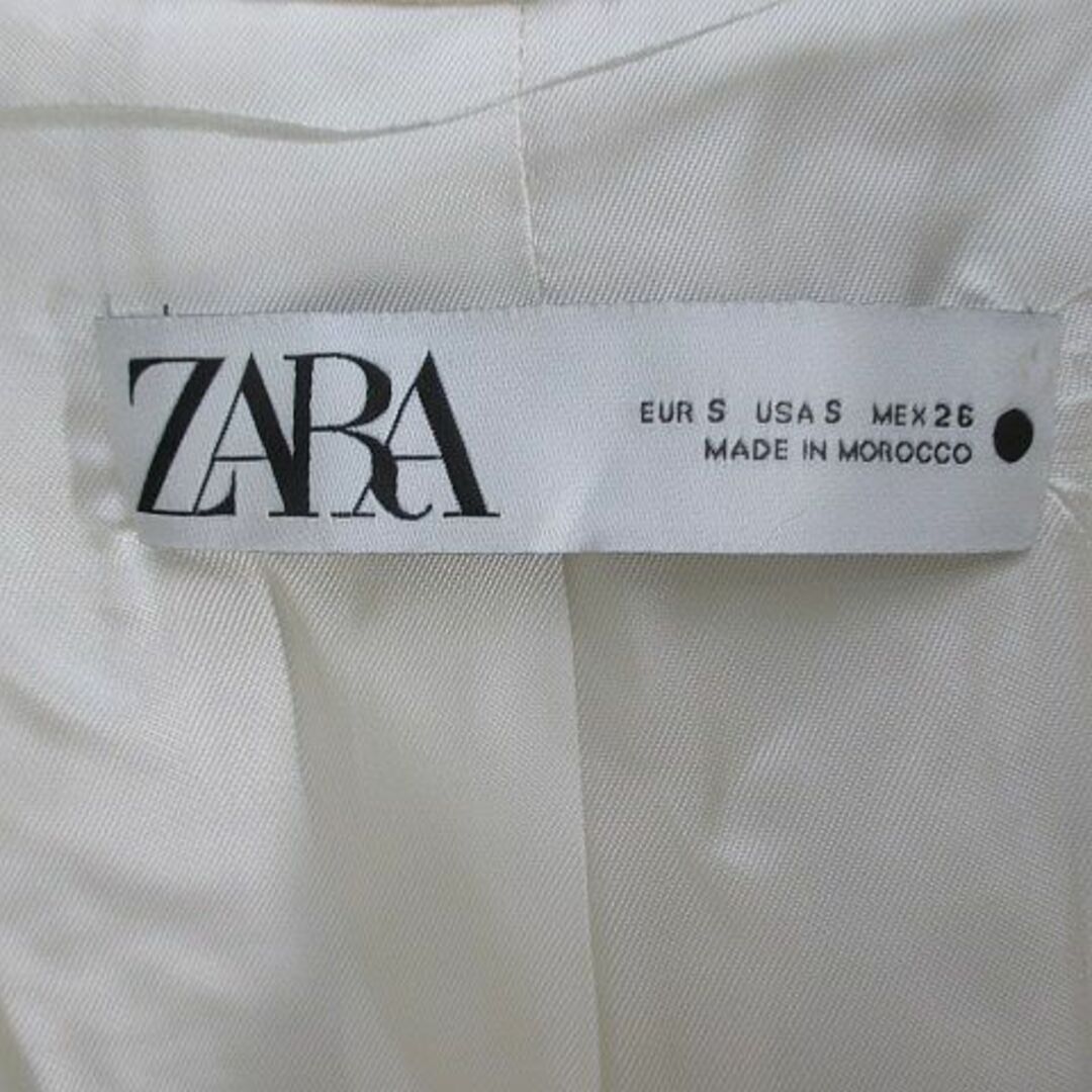 ZARA(ザラ)のZARA ロング丈 チェスターコート S 白系 ホワイト ボタン 裏地 綿 レディースのジャケット/アウター(その他)の商品写真