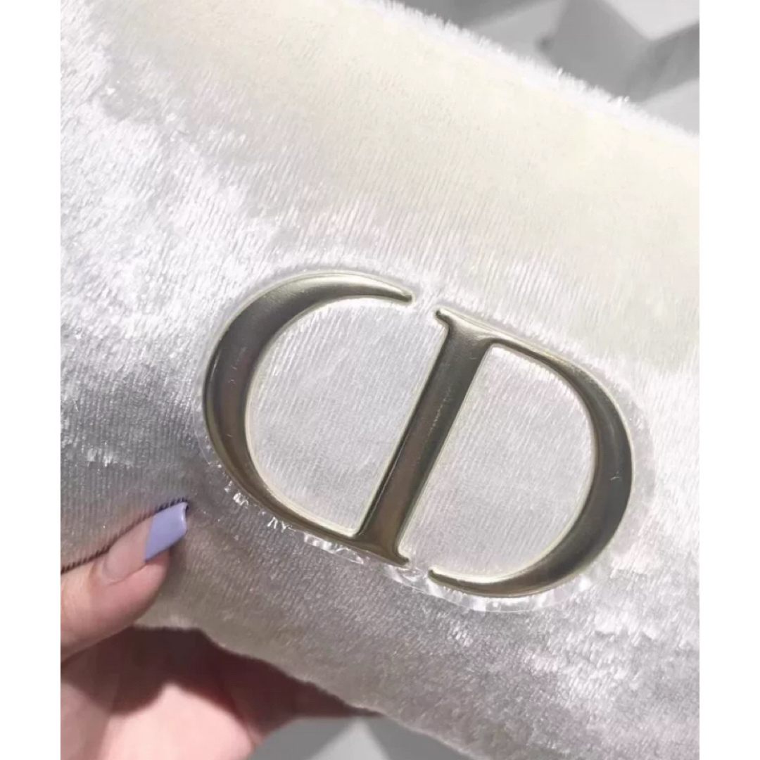 Christian Dior(クリスチャンディオール)の新品未使用 ディオール ノベルティ ポーチ 正規品 レディースのファッション小物(ポーチ)の商品写真