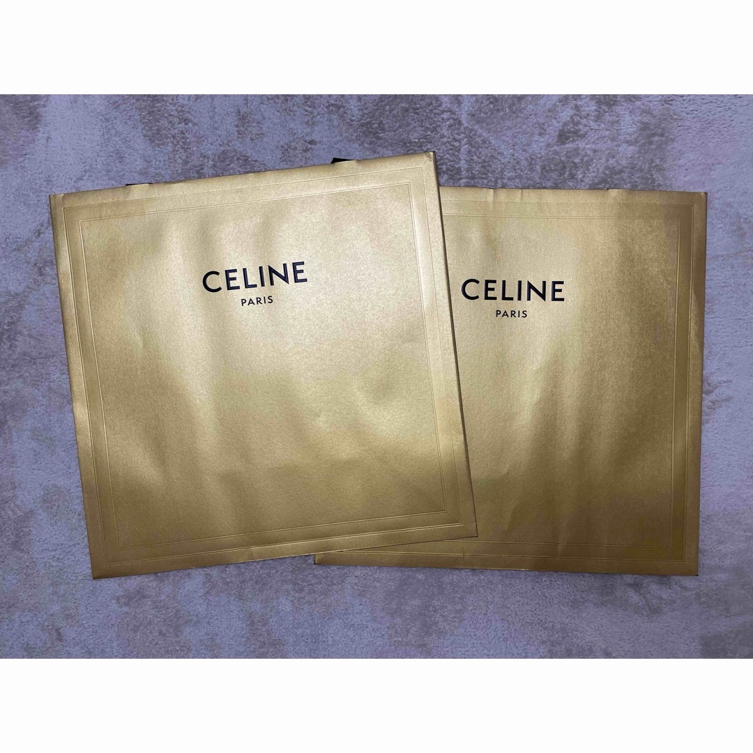 celine(セリーヌ)のCELINEショッパー23AWホリデーシーズン限定カラー レディースのバッグ(ショップ袋)の商品写真