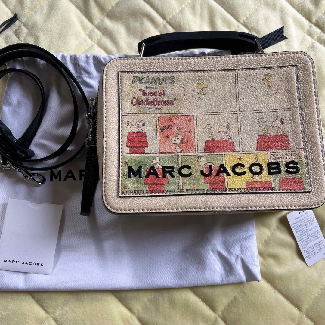 MARC JACOBS(マークジェイコブス)の未使用品　MARK JACOBSスヌーピーコラボショルダーバッグ レディースのバッグ(ハンドバッグ)の商品写真