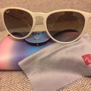 レイバン(Ray-Ban)のレイバン ホワイトサングラス(サングラス/メガネ)