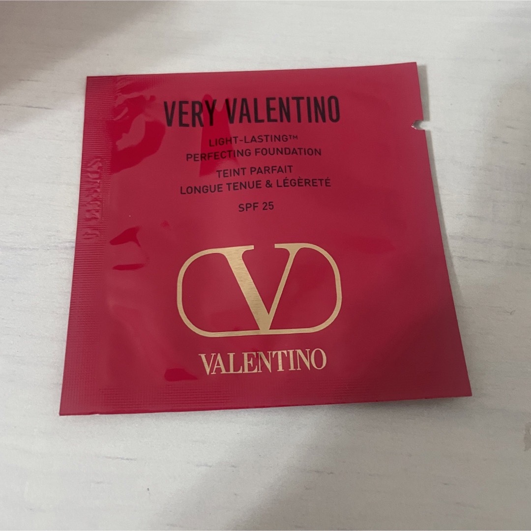 VALENTINO(ヴァレンティノ)のヴァレンティノ　サンプル コスメ/美容のキット/セット(サンプル/トライアルキット)の商品写真