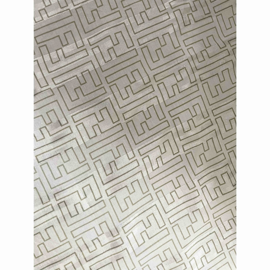 フェンディ ハンカチ スカーフ FENDI - FENDI フェンディ ズッカ柄 タオルハンカチ スカーフ
