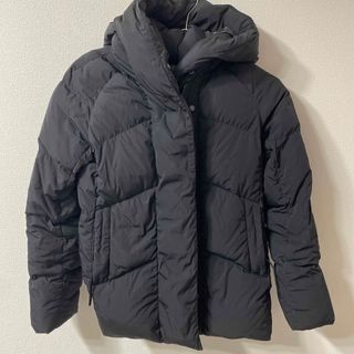 カナダグース(CANADA GOOSE)のカナダグース　ダウン(ダウンジャケット)