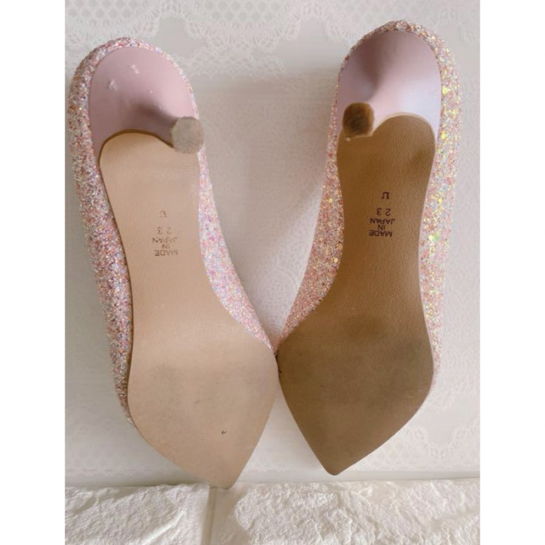 DIANA(ダイアナ)のダイアナ　グリッター　パンプス　ラメ　ピンク　サイズ23  匿名配送 レディースの靴/シューズ(ハイヒール/パンプス)の商品写真