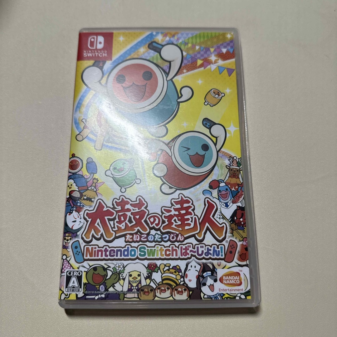 BANDAI NAMCO Entertainment(バンダイナムコエンターテインメント)の太鼓の達人 Nintendo Switchば～じょん！ エンタメ/ホビーのゲームソフト/ゲーム機本体(家庭用ゲームソフト)の商品写真