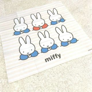 ミッフィー(miffy)のミッフィーナフキンランチクロスマット弁当給食入園入学新学期通園通学ブルーナＣ(弁当用品)