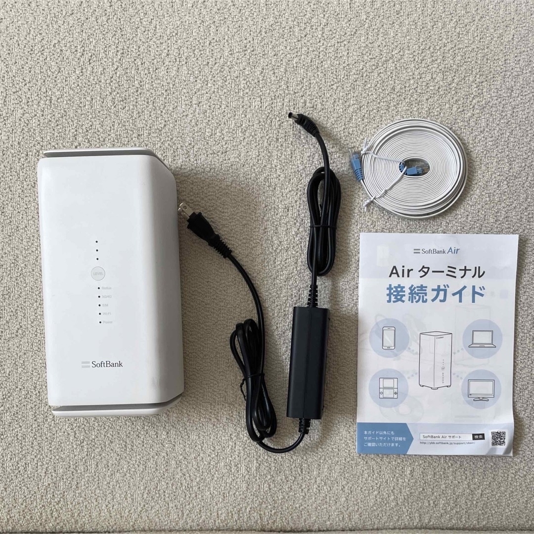 Softbank(ソフトバンク)のSoftBank Airターミナル4  スマホ/家電/カメラのPC/タブレット(PC周辺機器)の商品写真