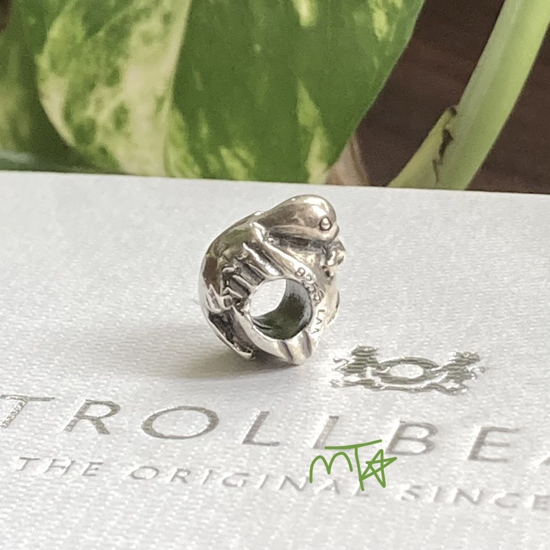 Trollbeads Pax Bead with Earth & Olive レディースのアクセサリー(チャーム)の商品写真
